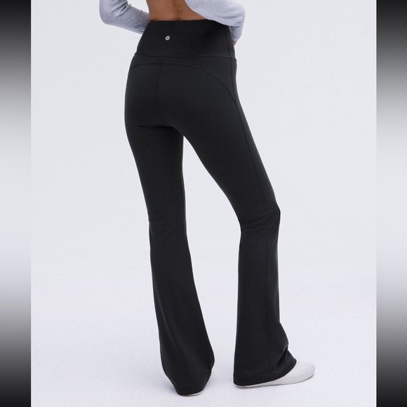 Lululemon Groove Nulu Super high waisted flared pants - worn twice - Picture 2 of 7